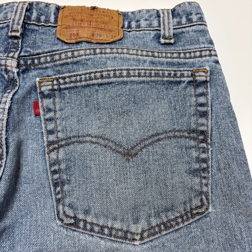 Vintage Levis Men Red Tab 505 Jeans 38X34 Blue Light Wash High Rise Straight Leg - Picture 4 of 16